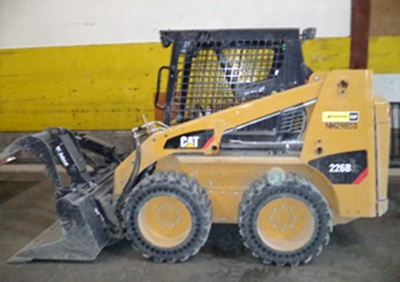 Dales Excavating Cat B226 Skid Steer