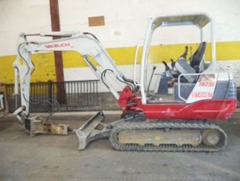 Takeuchi 235 Mini-Excavator